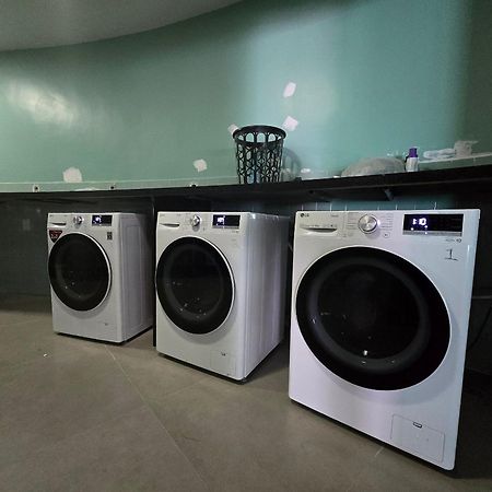Apartamento The Best In Manhattan Home Service كاروارو المظهر الخارجي الصورة